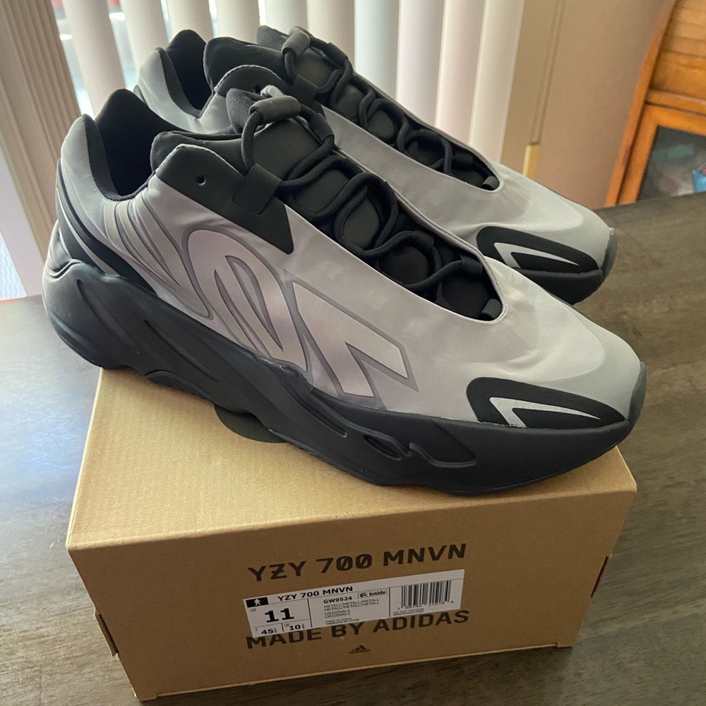 Yeezy 700 MNVN Metallic